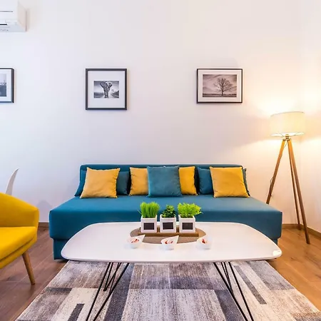 Apartment Center